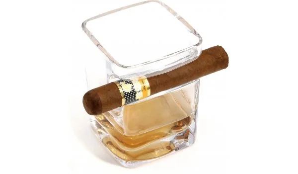 bicchiere adorini per sigari, rum e whisky