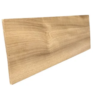 Impiallacciatura in Legno di Okume 326 mm x 116 mm x 5 mm